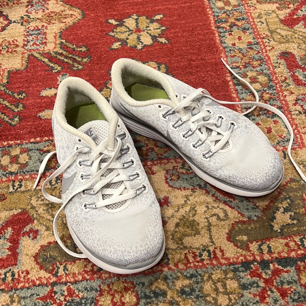NIKE FREE RUN SNEAKERS